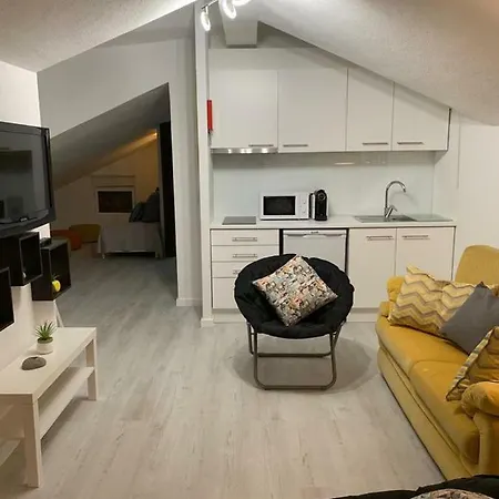 House Blz בית נופש *